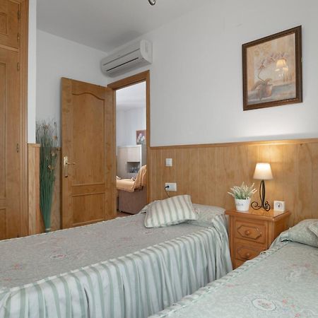Apartamento Rocio - Solo Familias Conil De La Frontera Dış mekan fotoğraf